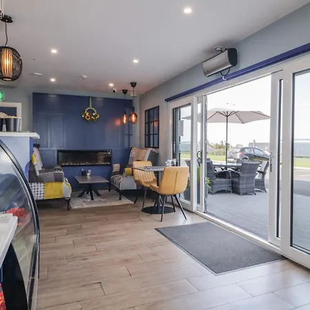 Number 1 Dome 펜션