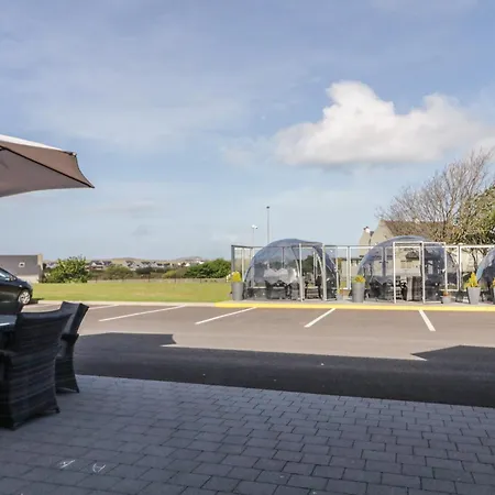 Number 1 Dome * Doirí Beaga