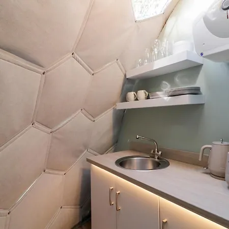 Number 1 Dome 펜션