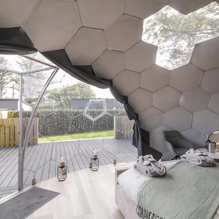 Number 1 Dome Doirí Beaga