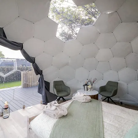 Number 1 Dome Holiday home Doiri Beaga