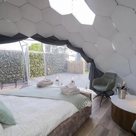 Number 1 Dome * Doirí Beaga