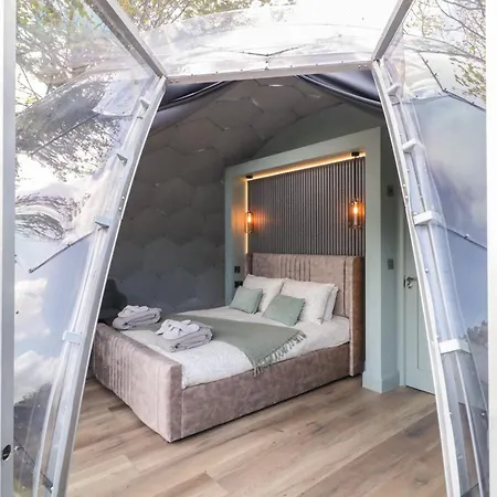 Number 1 Dome 펜션