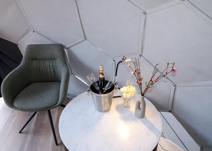 Number 1 Dome * Doirí Beaga